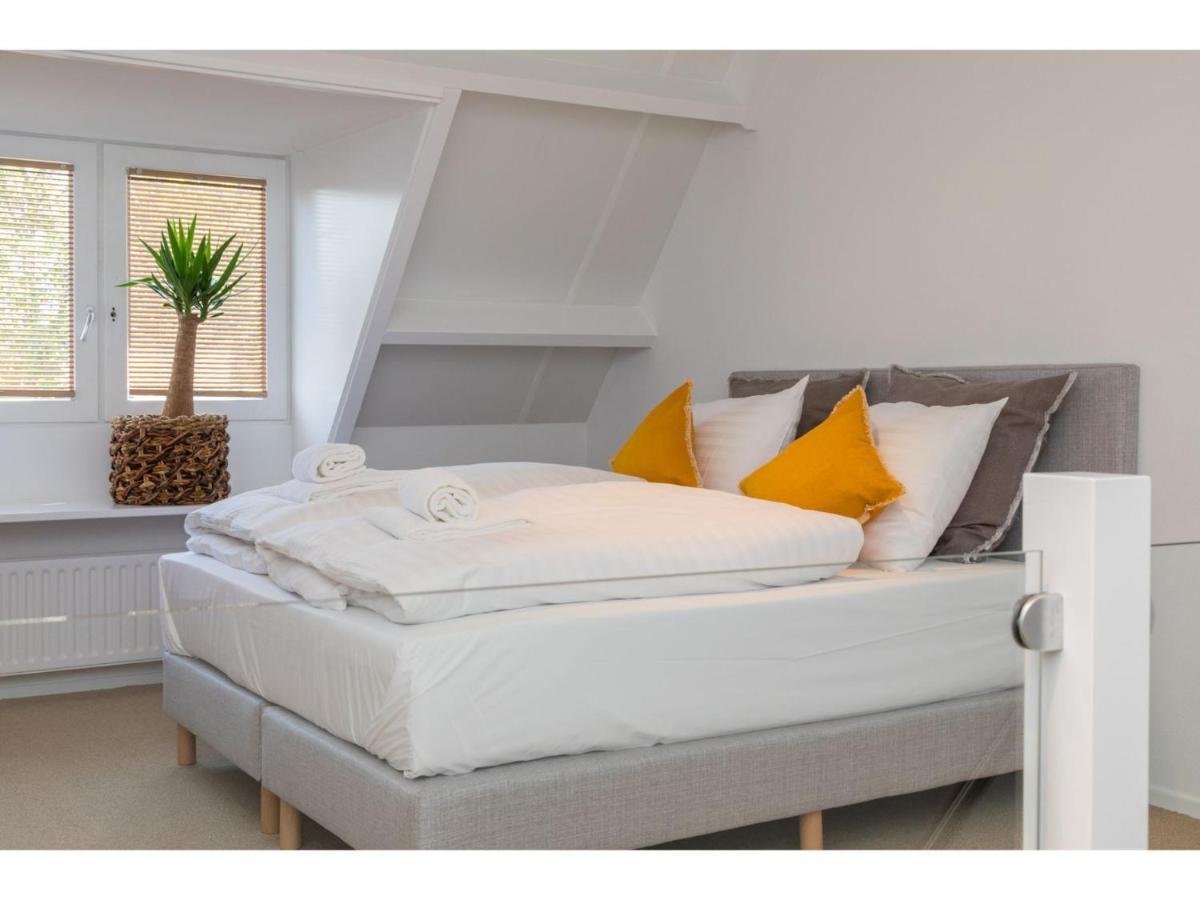 Superb Flat Only 150 Metres From Beach Domburg Exterior photo